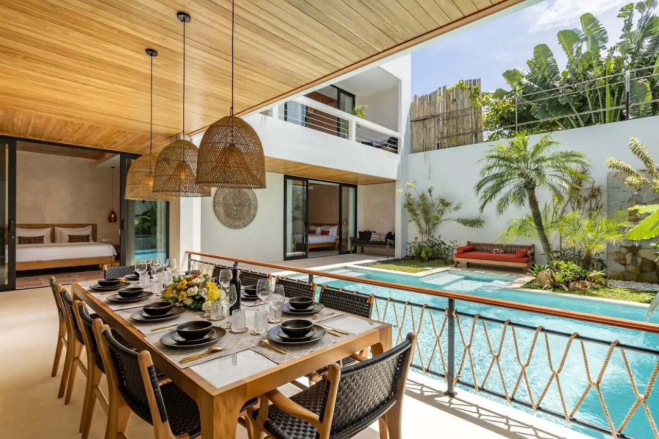 Brand New 5 Bd Luxury Central Villa 300M To Beach Seminyak